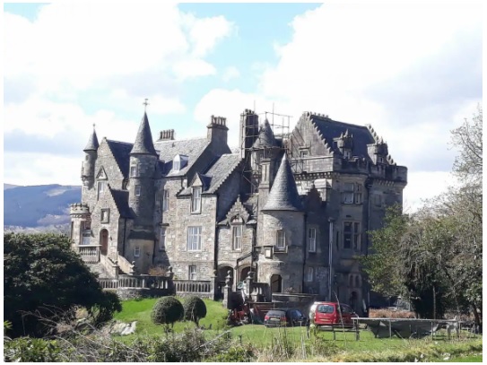 Acomodação única Airbnb, castelo na Escócia.