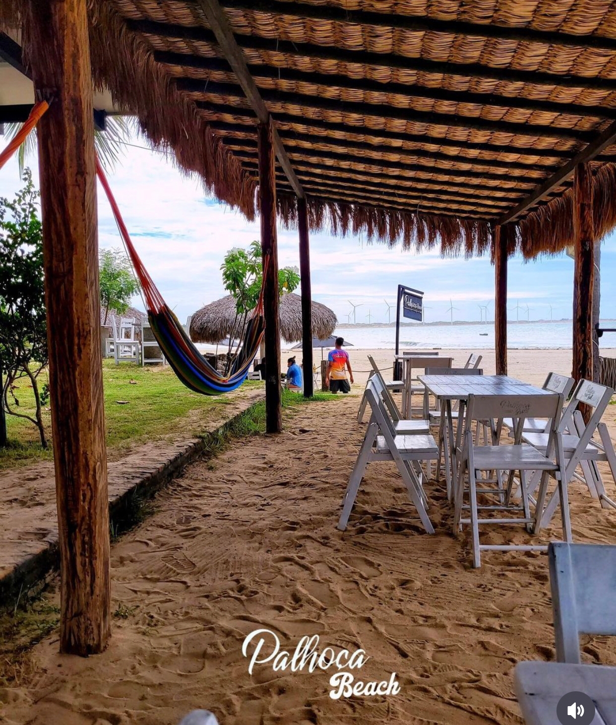 Ótima opção de barraca de praia próxima ao centro de Icaraizinho.